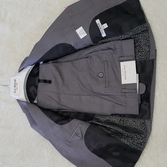 Isaac Mizrahi Boys Slim 2 Piece Suit - Picture 4 of 6